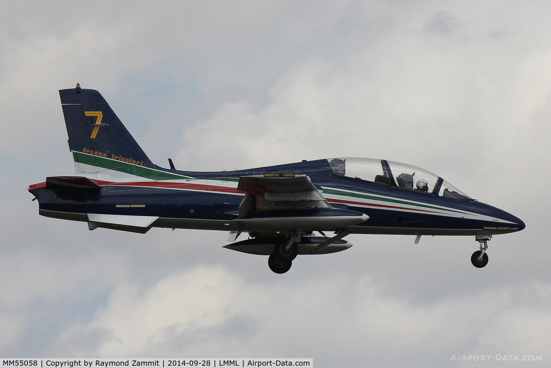 MM55058, Aermacchi MB-339PAN C/N 6852/190/AA087, MB339 MM55058/7 Frecce Tricolori Italian Air Force