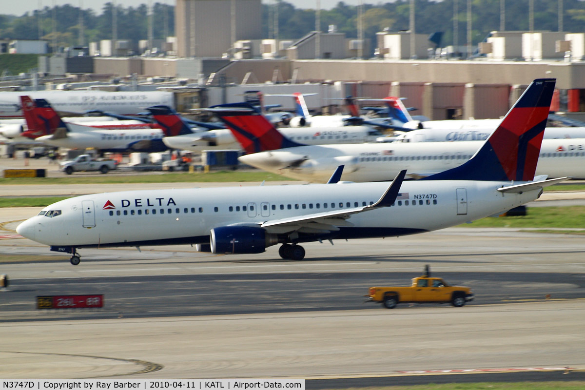 N3747D, 2001 Boeing 737-832 C/N 32374, Boeing 737-832 [32374] (Delta Air Lines) Atlanta-Hartsfield~N 11/04/2010