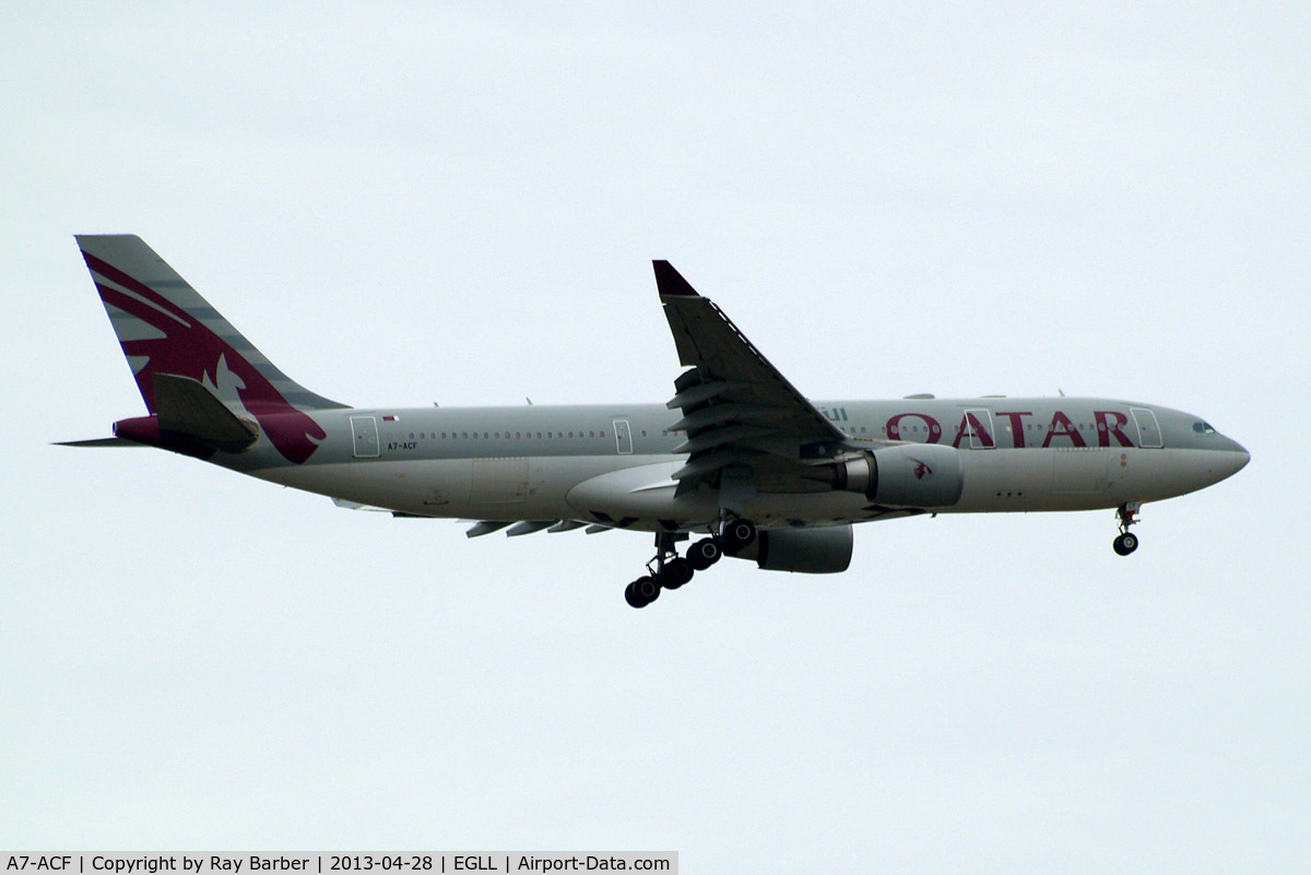 A7-ACF, 2004 Airbus A330-202 C/N 638, Airbus A330-203 [638] (Qatar Airways) Heathrow~G 28/04/2013. On approach 27L.