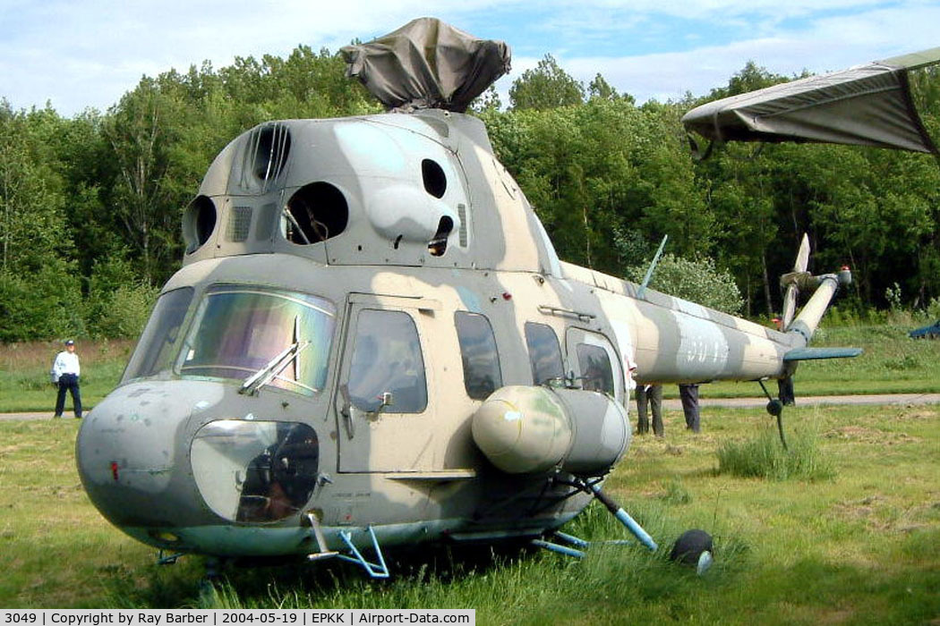 3049, Mil Mi-2P C/N 533049083, Mil Mi-2P Hoplite [533049083] (Polish Air Force) Cracow-Balice (John Paul II International)~SP 19/05/2004