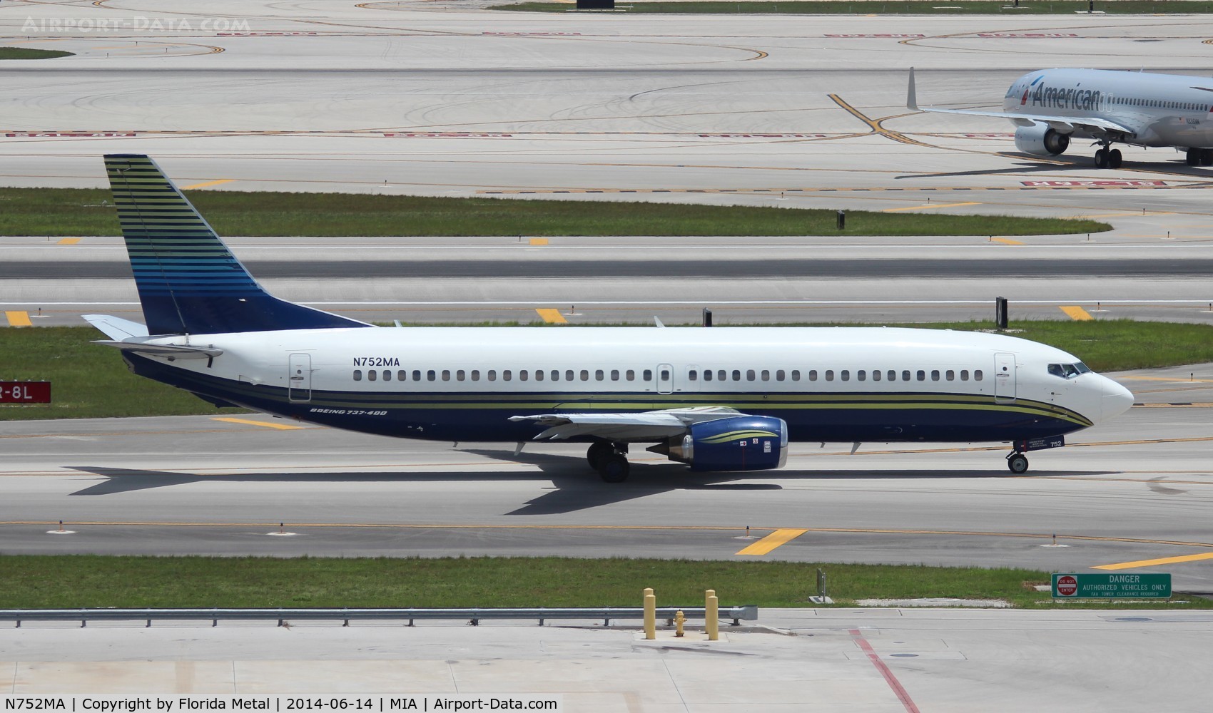 N752MA, 1996 Boeing 737-48E C/N 28198, Miami Air