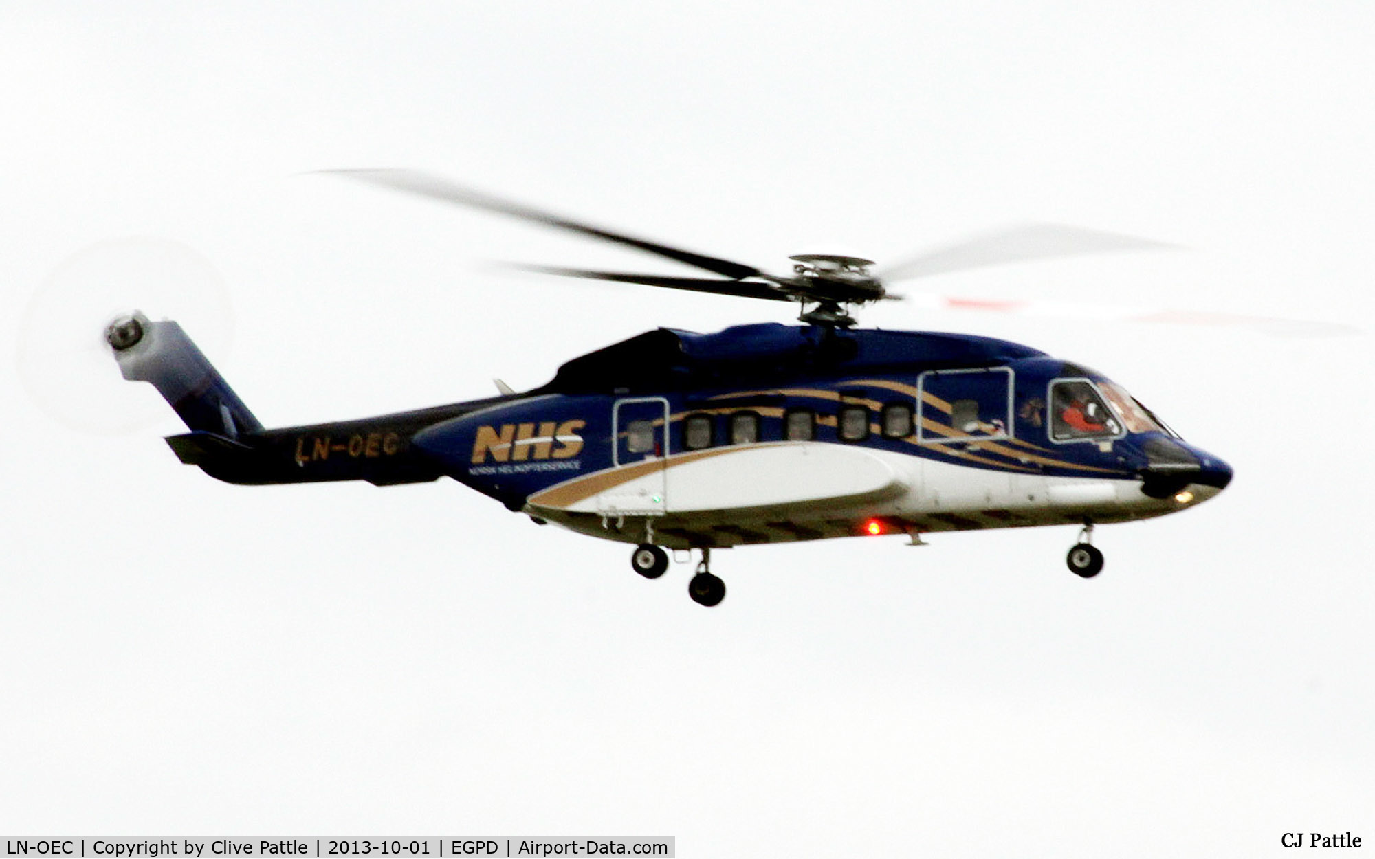 LN-OEC, 2012 Sikorsky S-92A C/N 920181, On finals to Aberdeen