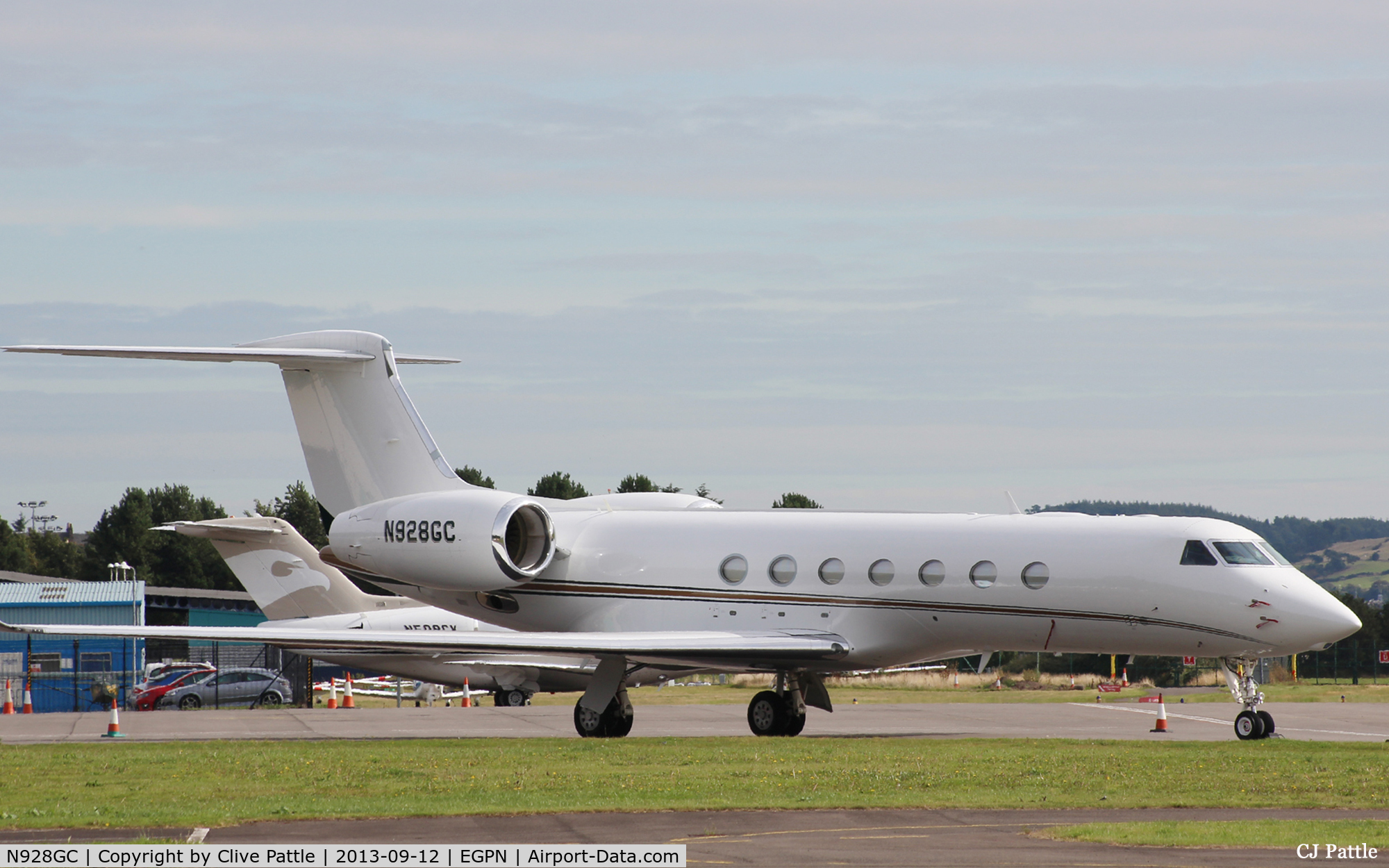 N928GC, 2003 Gulfstream Aerospace G-IV (G400) C/N 1513, On the apron at Dundee Riverside EGPN