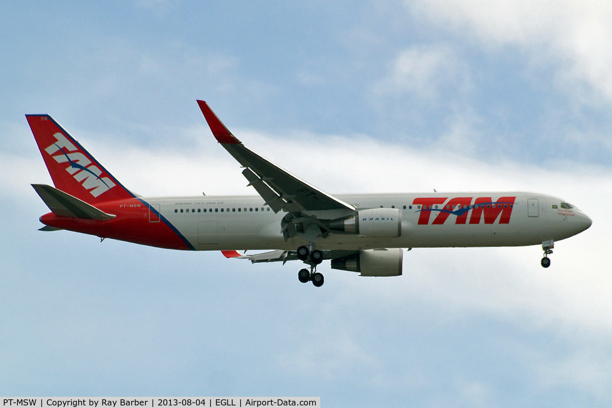 PT-MSW, 2012 Boeing 767-316/ER C/N 42213, Boeing 767-316ER [42213] (TAM Airlines) Home~G 04/08/2013. On approach 27L.