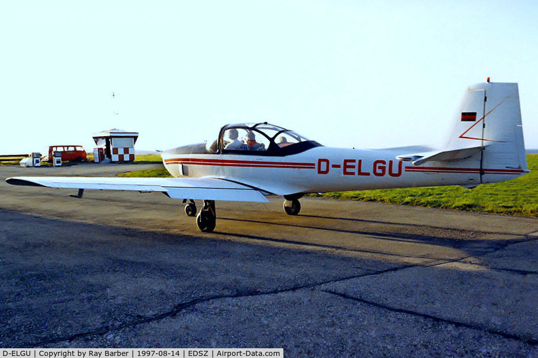 D-ELGU, Focke-Wulf FWP-149D C/N 111, Piaggio FWP-149D [111] Rottweil-Zepfenhan~D 14/08/1997