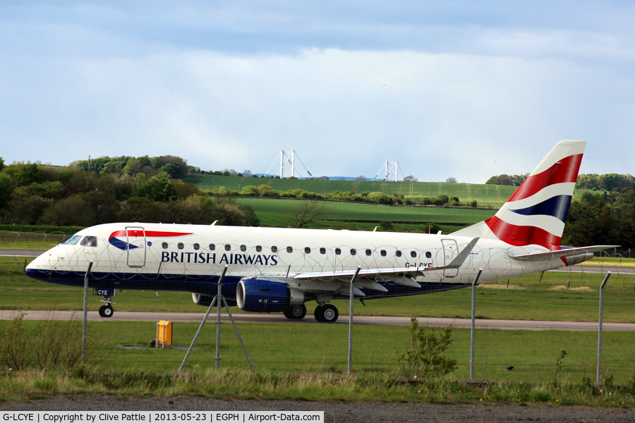 G-LCYE, 2009 Embraer ERJ-170-100STD C/N 17000296, In action at Edinburgh