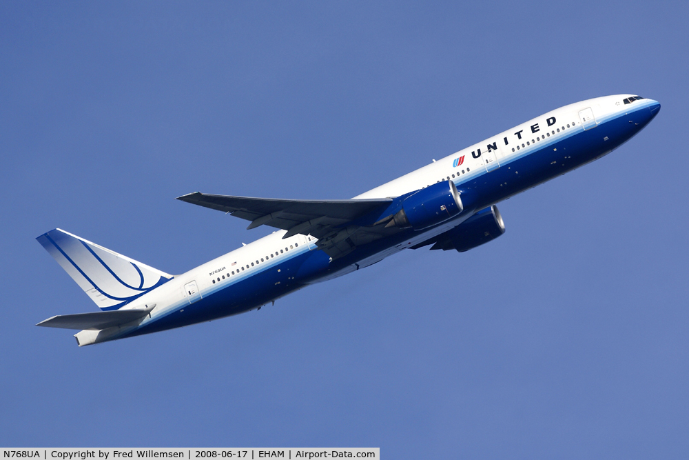 N768UA, 1995 Boeing 777-222 C/N 26919, UNITED