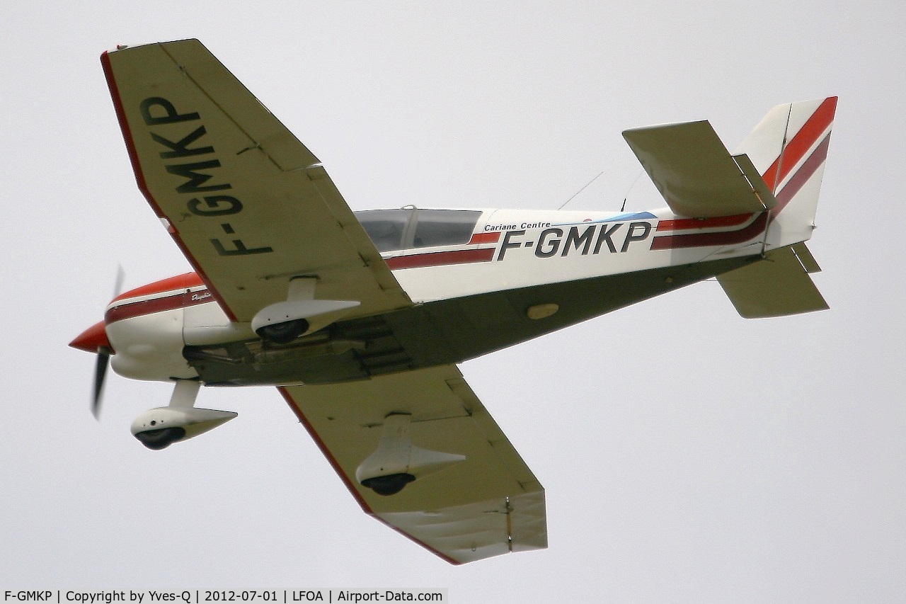 F-GMKP, Robin DR-400-120 Dauphin 2+2 C/N 2182, Robin DR 400-120 , Solo display, Avord Air Base (LFOA) Open day 2012