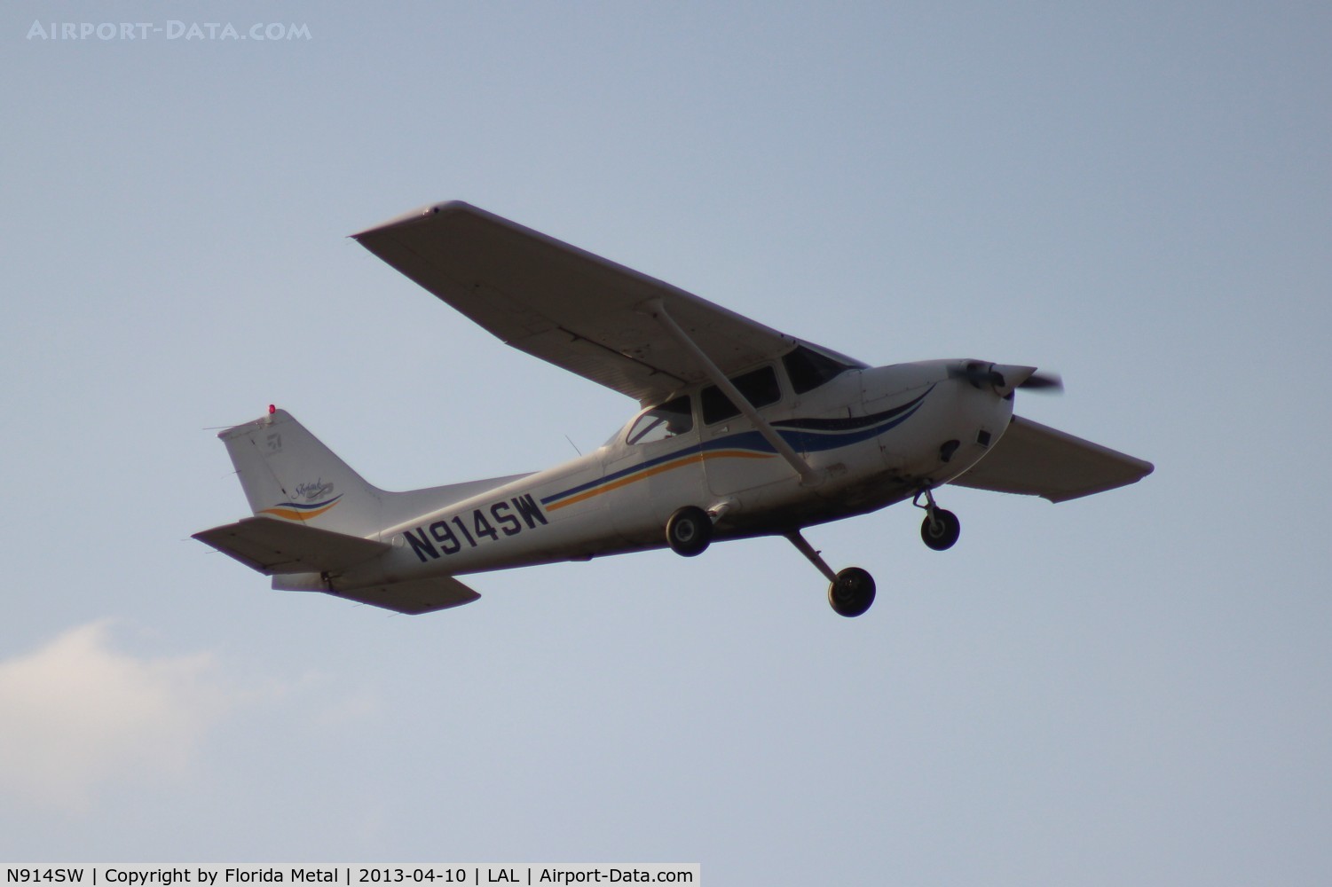 N914SW, 1999 Cessna 172S C/N 172S8160, Cessna 172S