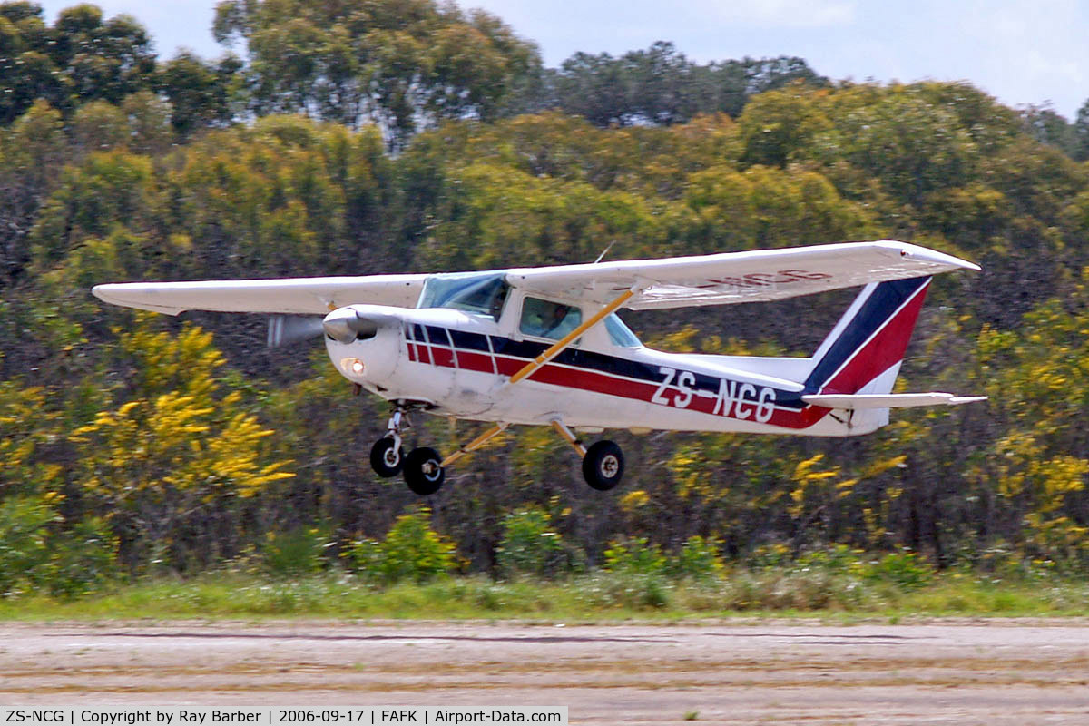 ZS-NCG, Cessna 152 C/N 15281891, Cessna 152 [152-81891] Fisantekraal~ZS 17/09/2006