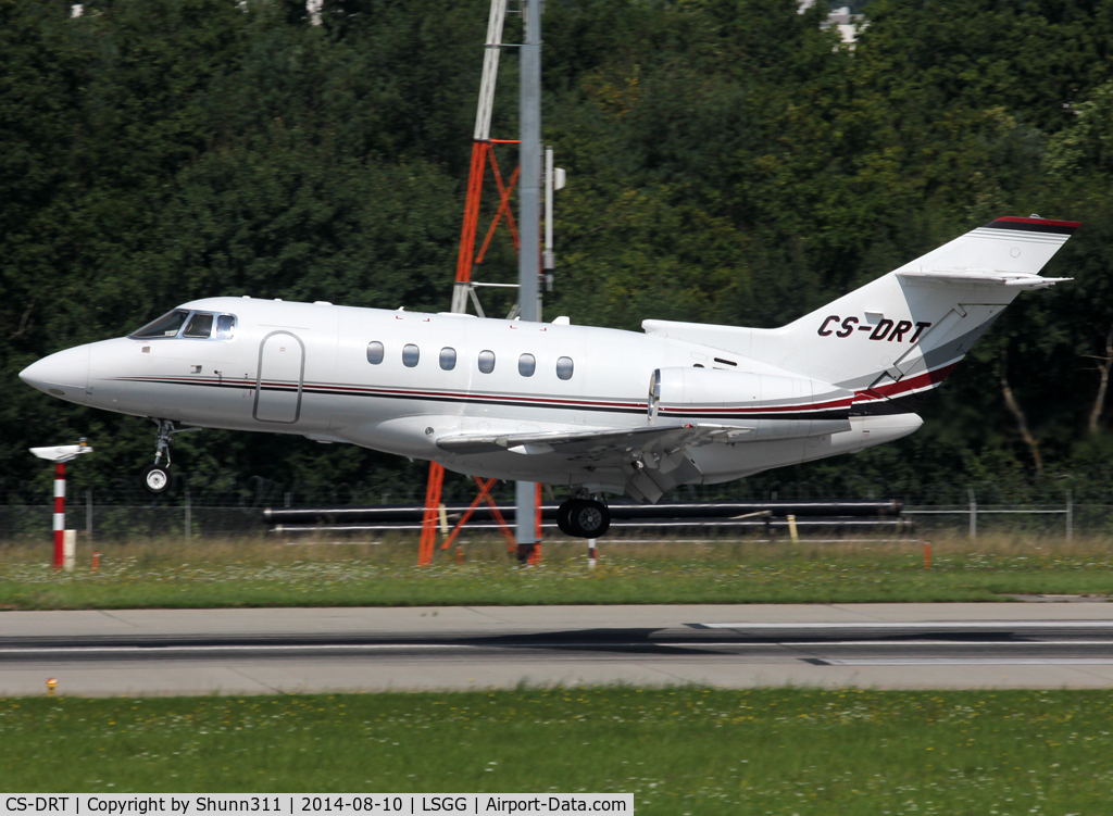 CS-DRT, 2006 Raytheon Hawker 800XP C/N 258802, Landing rwy 23