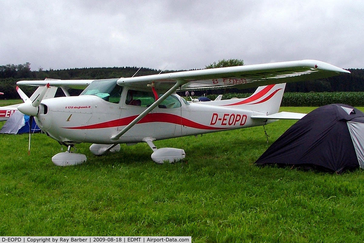 D-EOPD, Reims F172N Skyhawk C/N 1955, R/Cessna F.172N Skyhawk [1955] Tannheim~D 18/07/2009