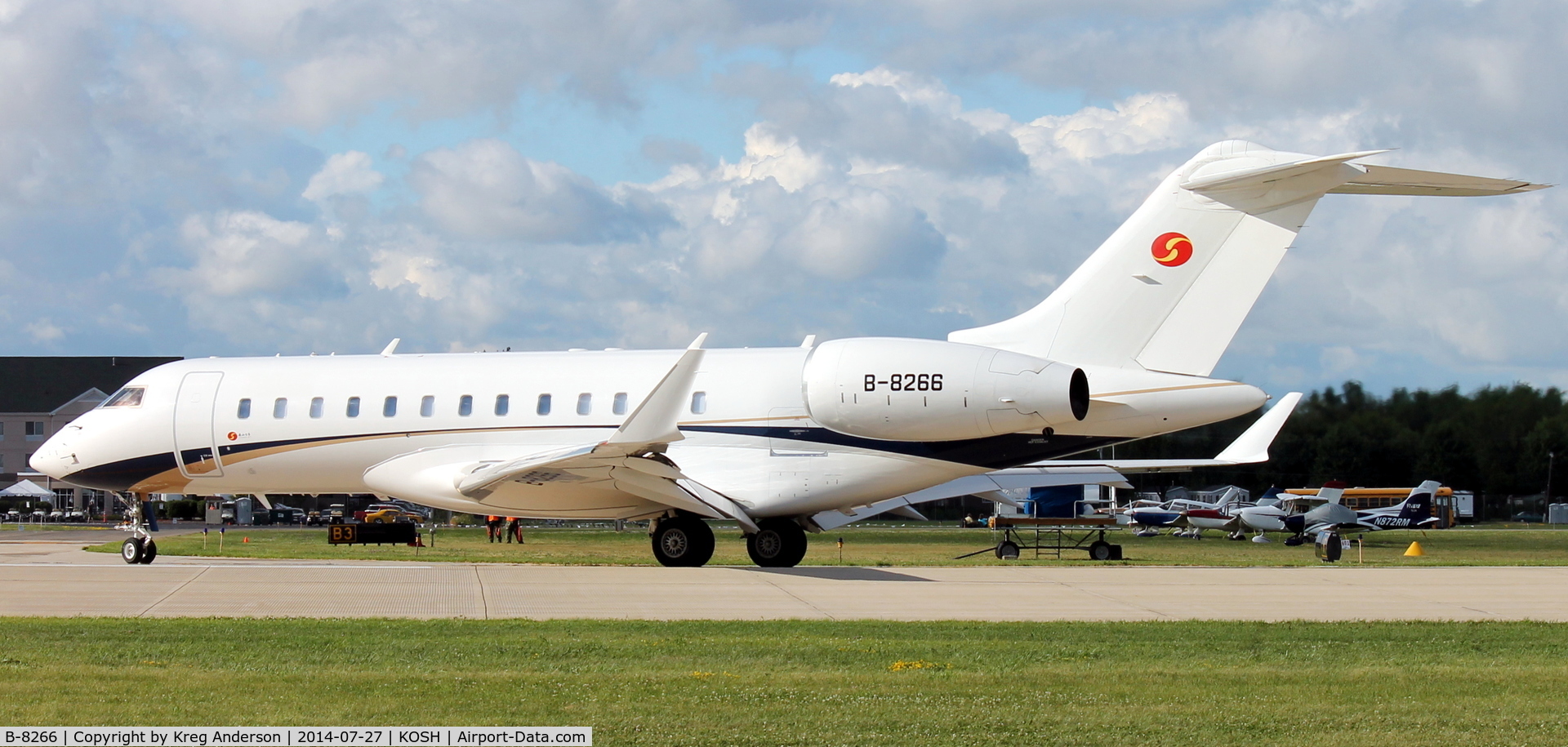 B-8266, 2010 Bombardier BD-700-1A10 Global Express C/N 9390, EAA AirVenture 2014