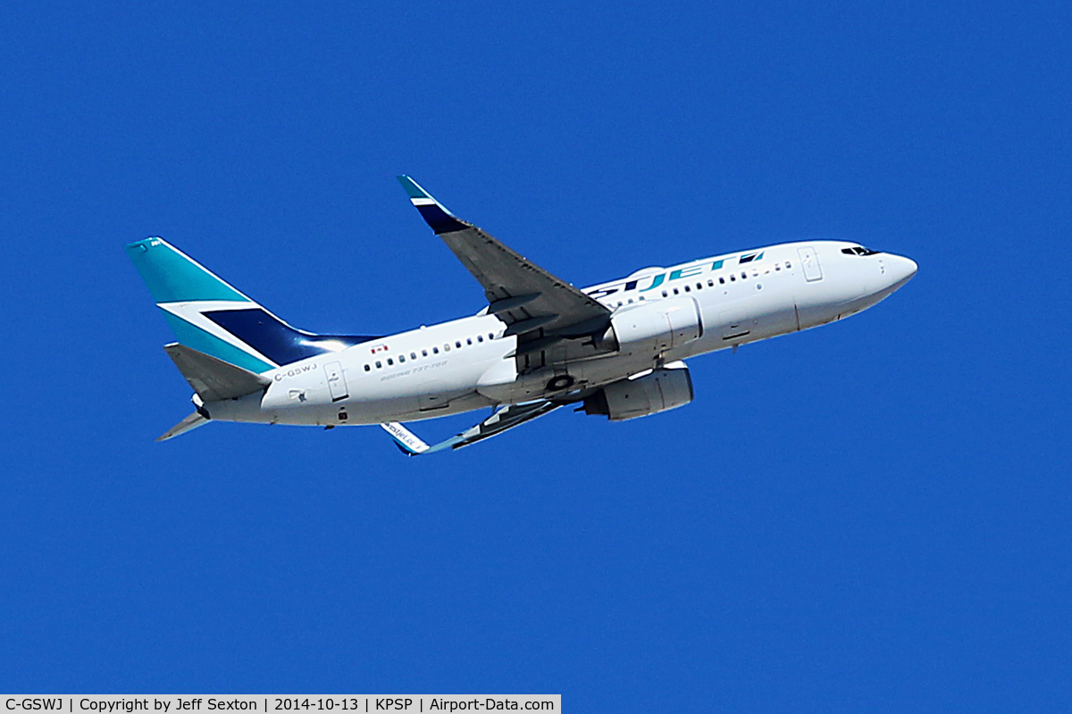 C-GSWJ, 2010 Boeing 737-7CT C/N 37423, Take off from KPSP