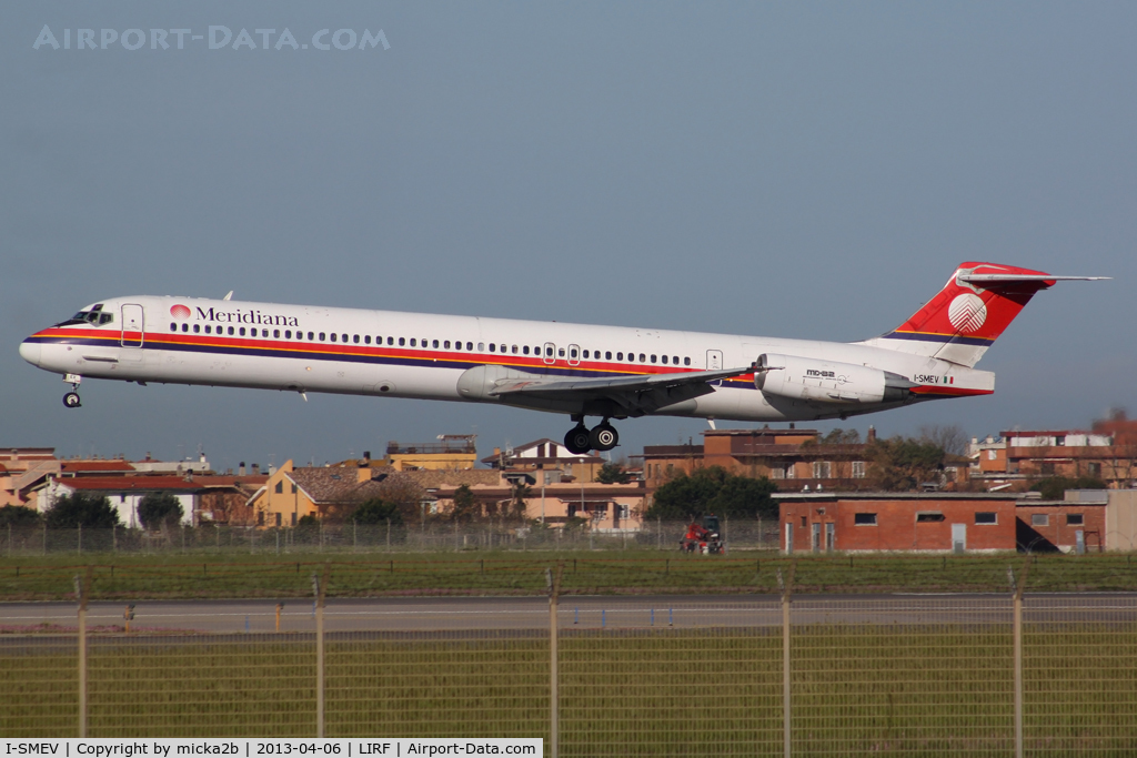 I-SMEV, 1988 McDonnell Douglas MD-82 (DC-9-82) C/N 49669, Landing