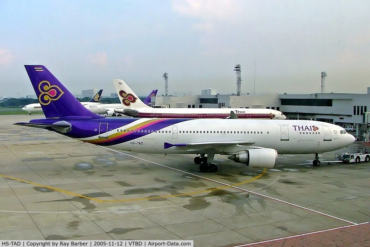 HS-TAD, 1985 Airbus A300B4-601 C/N 384, Airbus A300B4-601 [384] (Thai Airways) Bangkok~HS 12/11/2005