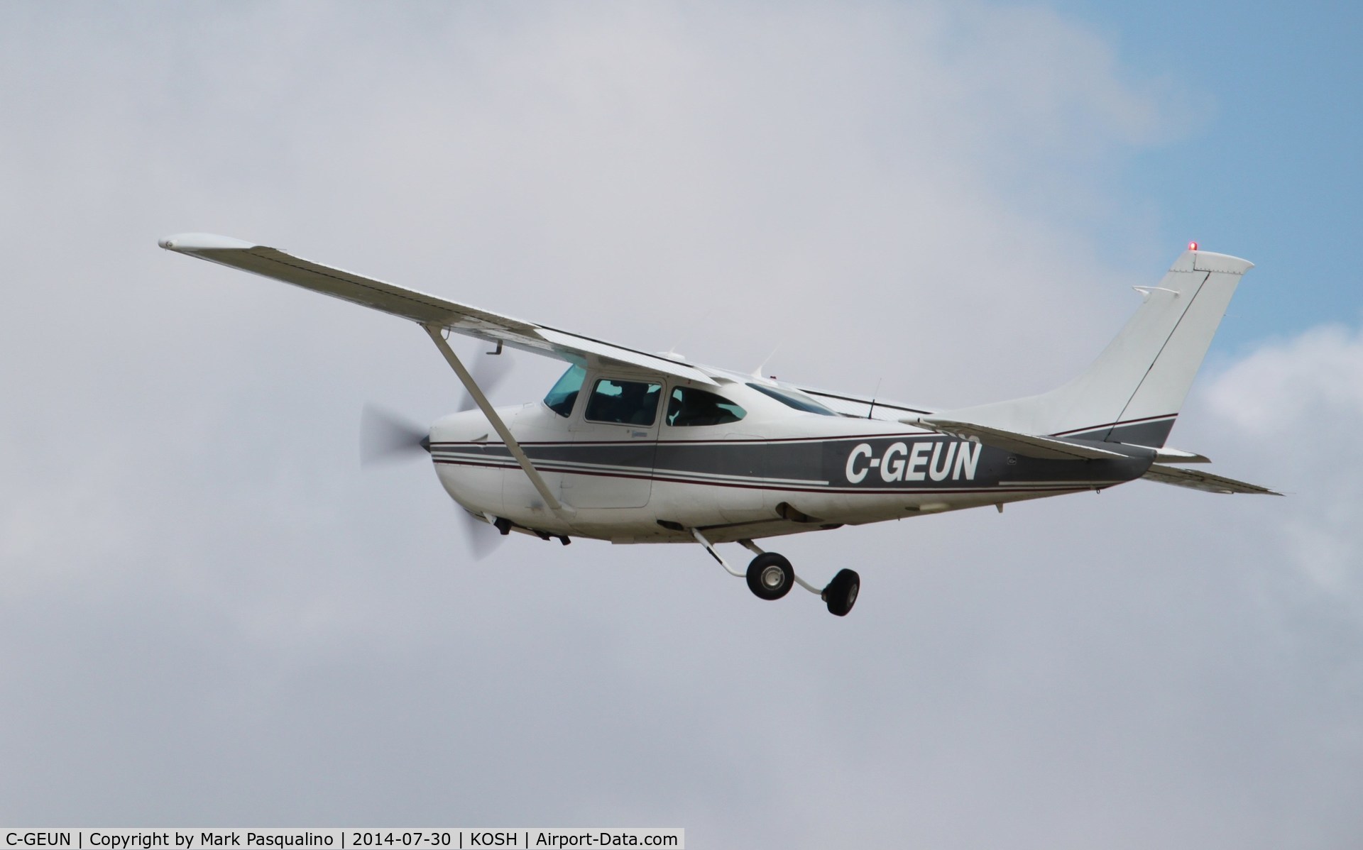 C-GEUN, 1980 Cessna R182 Skylane RG C/N R18201655, 1981 Cessna R182