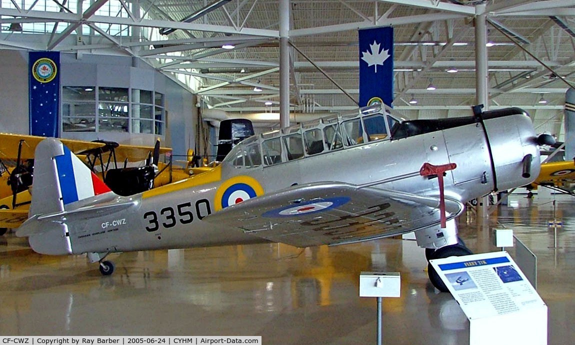 CF-CWZ, 1939 North American NA-64 Yale C/N 64-2206, CF-CWZ   North American NA-64 Yale Mk.1 [64-2206] (Canadian Warplane Heritage) Hamilton~C 24/06/2005