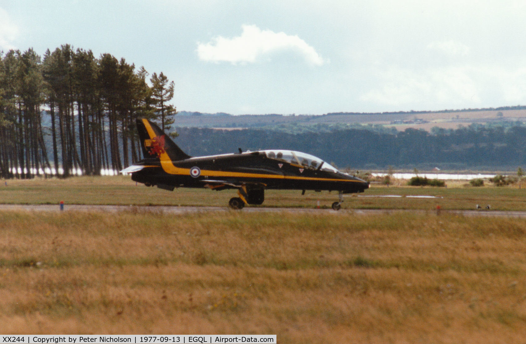 XX244, 1978 Hawker Siddeley Hawk T.1 C/N 080/312080, Hawk T.1 of 74(Reserve) Squadron preparing for take-off at the 1977 RAF Leuchars Airshow.