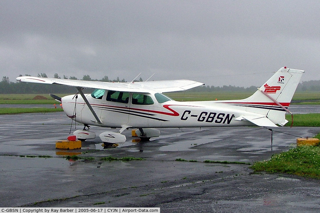 C-GBSN, Cessna 172N C/N 17268797, Cessna 172N Skyhawk [172-68797] St. Jean~C 17/06/2005