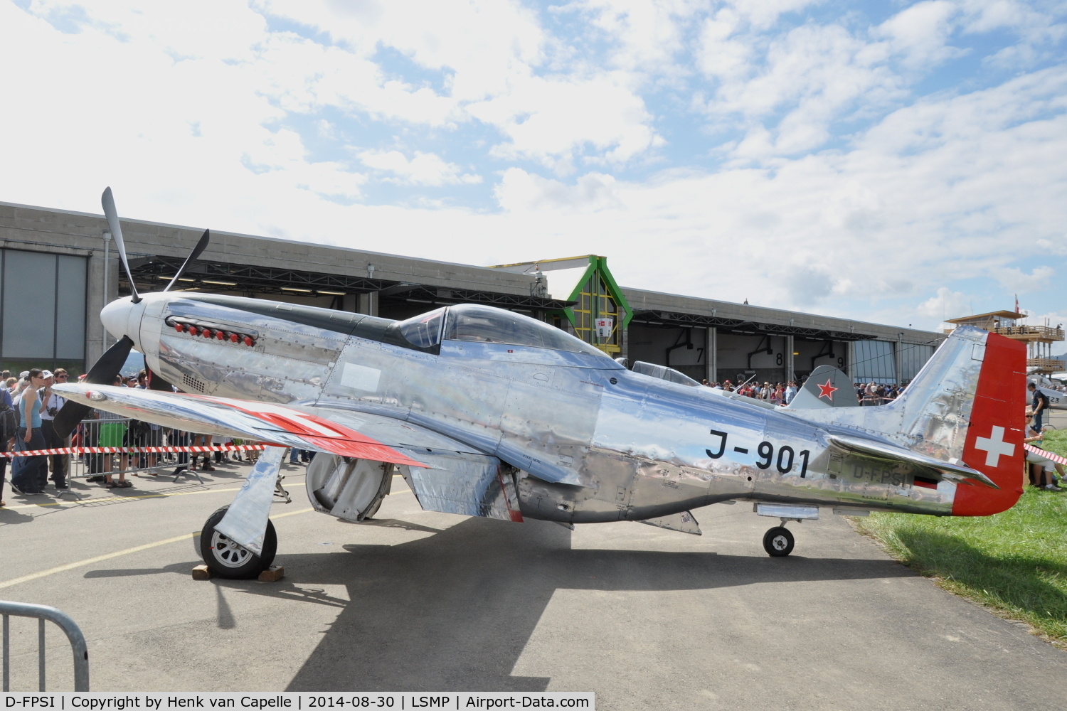 D-FPSI, 1944 North American P-51D Mustang C/N 122-39232, German Mustang temporarily painted as Swiss Air Force J-901 for the celebration of 100 years Swiss Air Force, the AIR14 airshow, at Payerne Air Base.