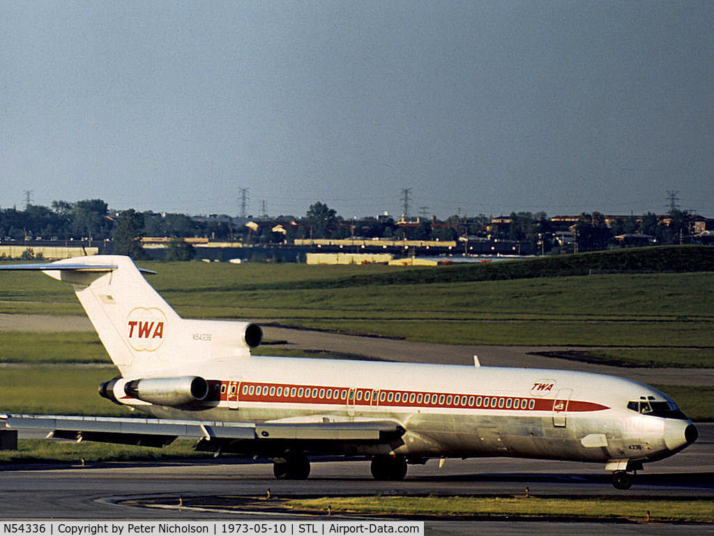N54336, 1971 Boeing 727-231 C/N 20490, Boeing 727-231 of Trans-World Airlines arriving at St. Louis in May 1973.