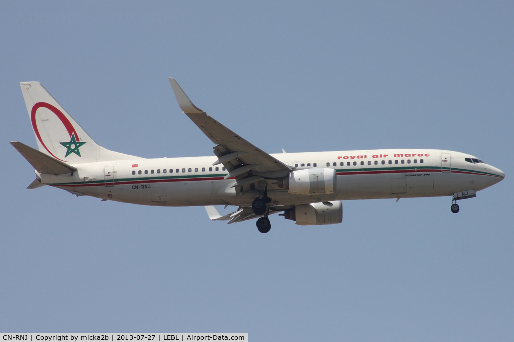 CN-RNJ, 1998 Boeing 737-8B6 C/N 28980, Landing. Scrapped in may 2022.