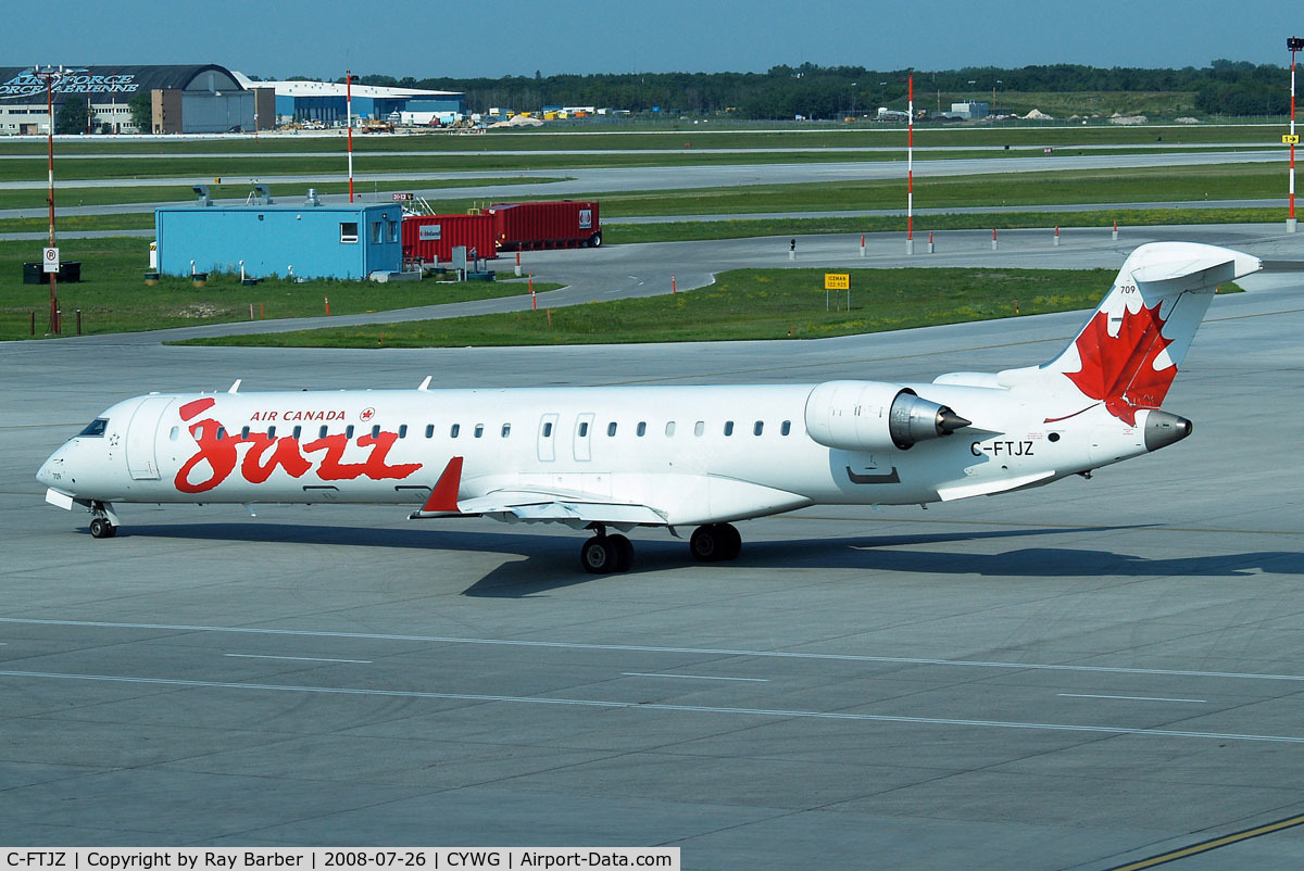 C-FTJZ, 2005 Canadair CRJ-705ER (CL-600-2D15) Regional Jet C/N 15047, Canadair CRJ-705 [15047] (Air Canada Jazz) Winnipeg-International~C 26/07/2008