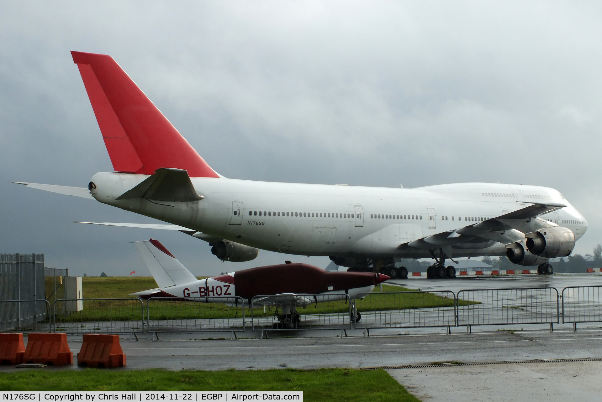 N176SG, 1986 Boeing 747-338 C/N 23408, stored at Kemble