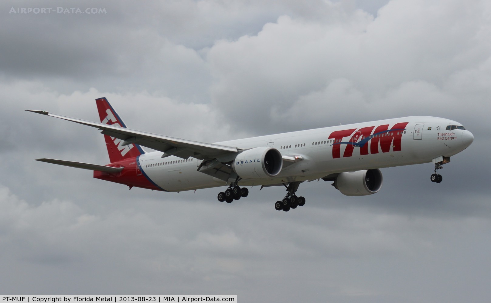 PT-MUF, 2012 Boeing 777-32W/ER C/N 38887, TAM 777-300