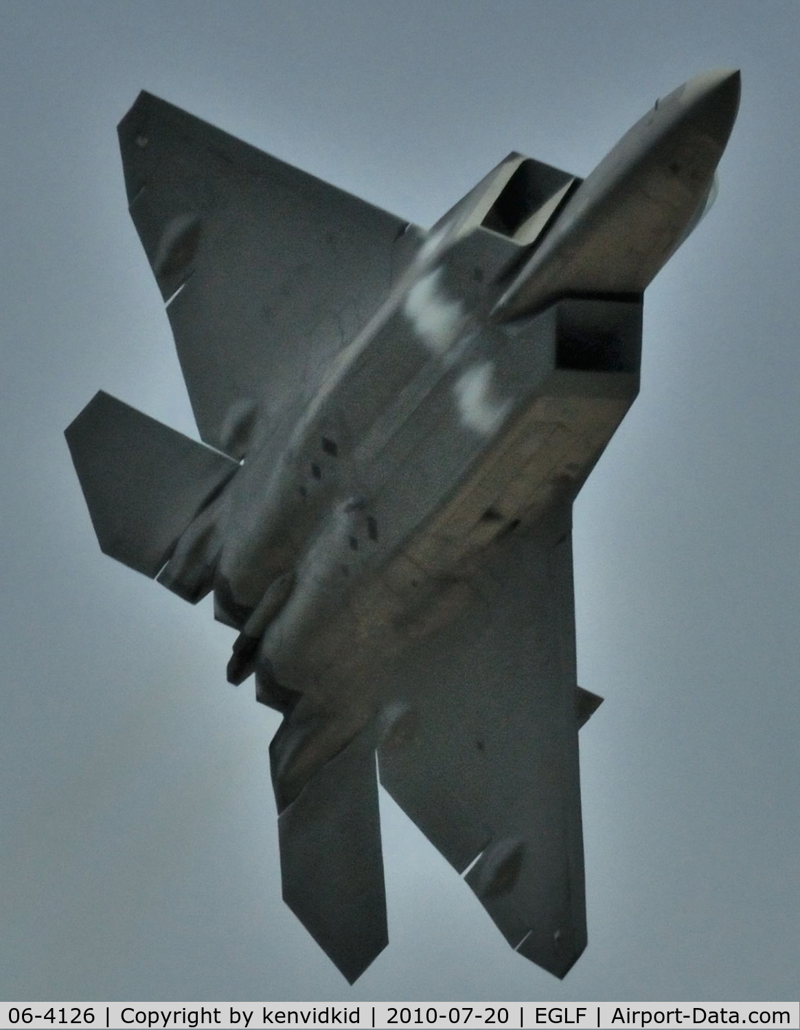 06-4126, Lockheed Martin F-22A Raptor C/N 4126, Displaying at FIA 2010.