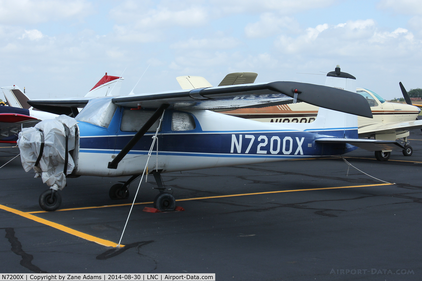 N7200X, 1961 Cessna 150A C/N 15059300, At the 2014 Warbirds on Parade