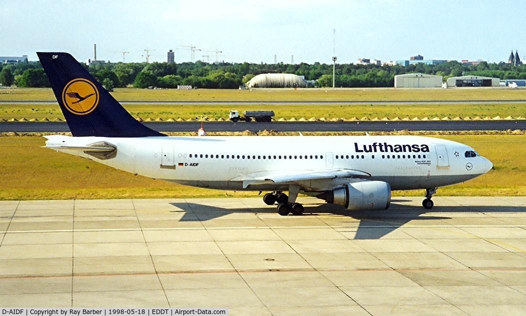 D-AIDF, 1989 Airbus A310-304 C/N 524, Airbus A310-304 [524] (Lufthansa) Berlin-Tegel~D 18/05/1998