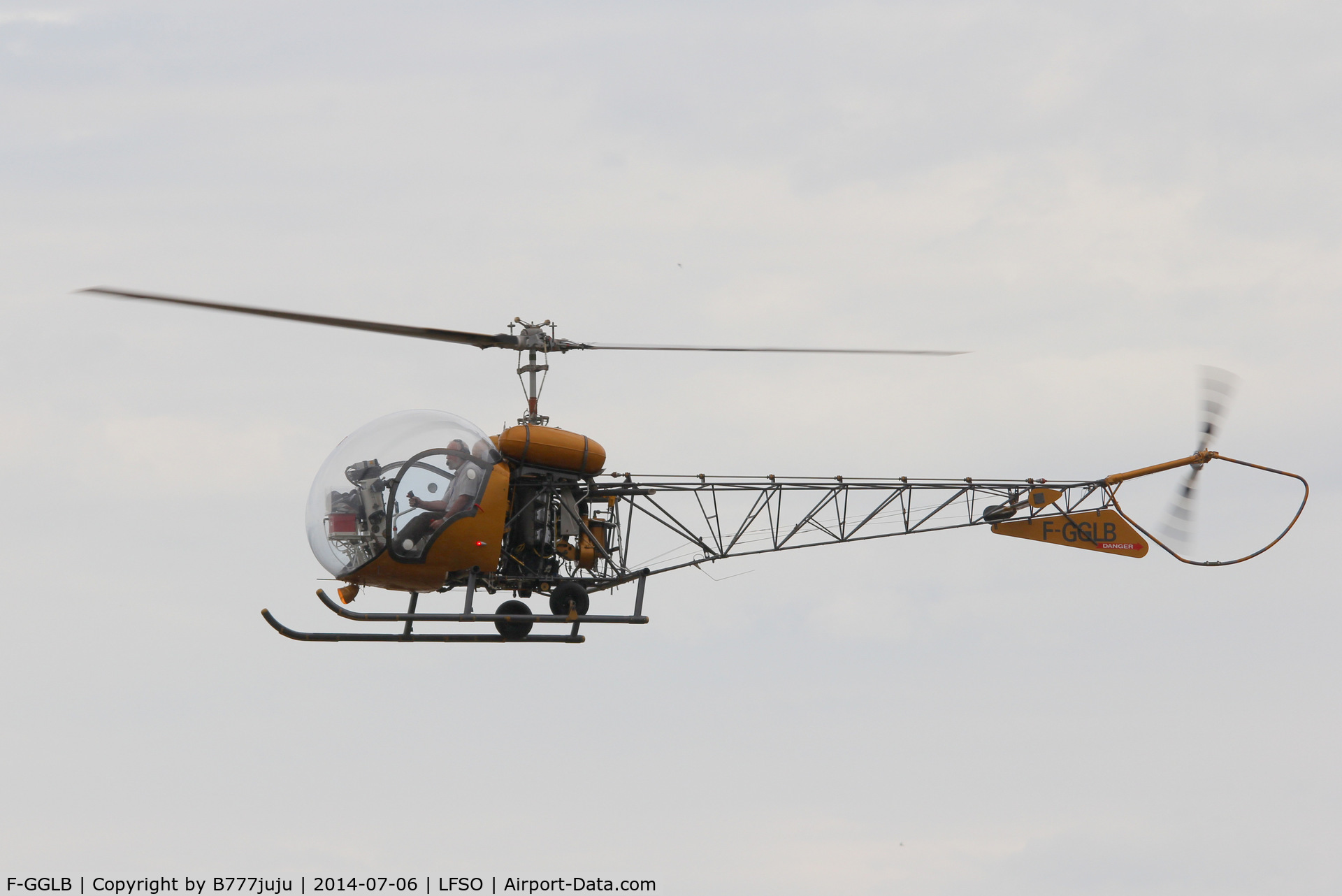 F-GGLB, Bell 47G-2 C/N 1056, at Nancy-Ochey