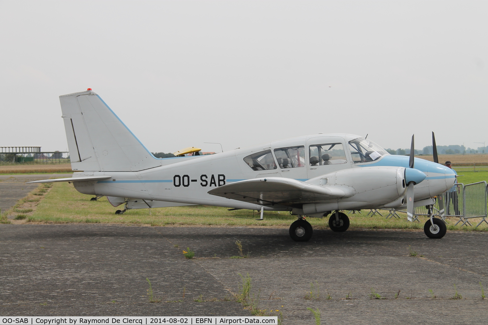 OO-SAB, 1960 Piper PA-23-250 Aztec C/N 27-152, Koksijde Fly-in.