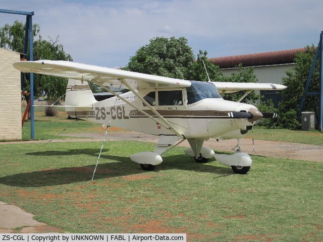 ZS-CGL, Piper PA-22-150 Tri Pacer C/N 22-5254, UPGRADED TO 160 HP.  OWNER SJP BLOEM,  VRYBURG SOUTH AFRICA