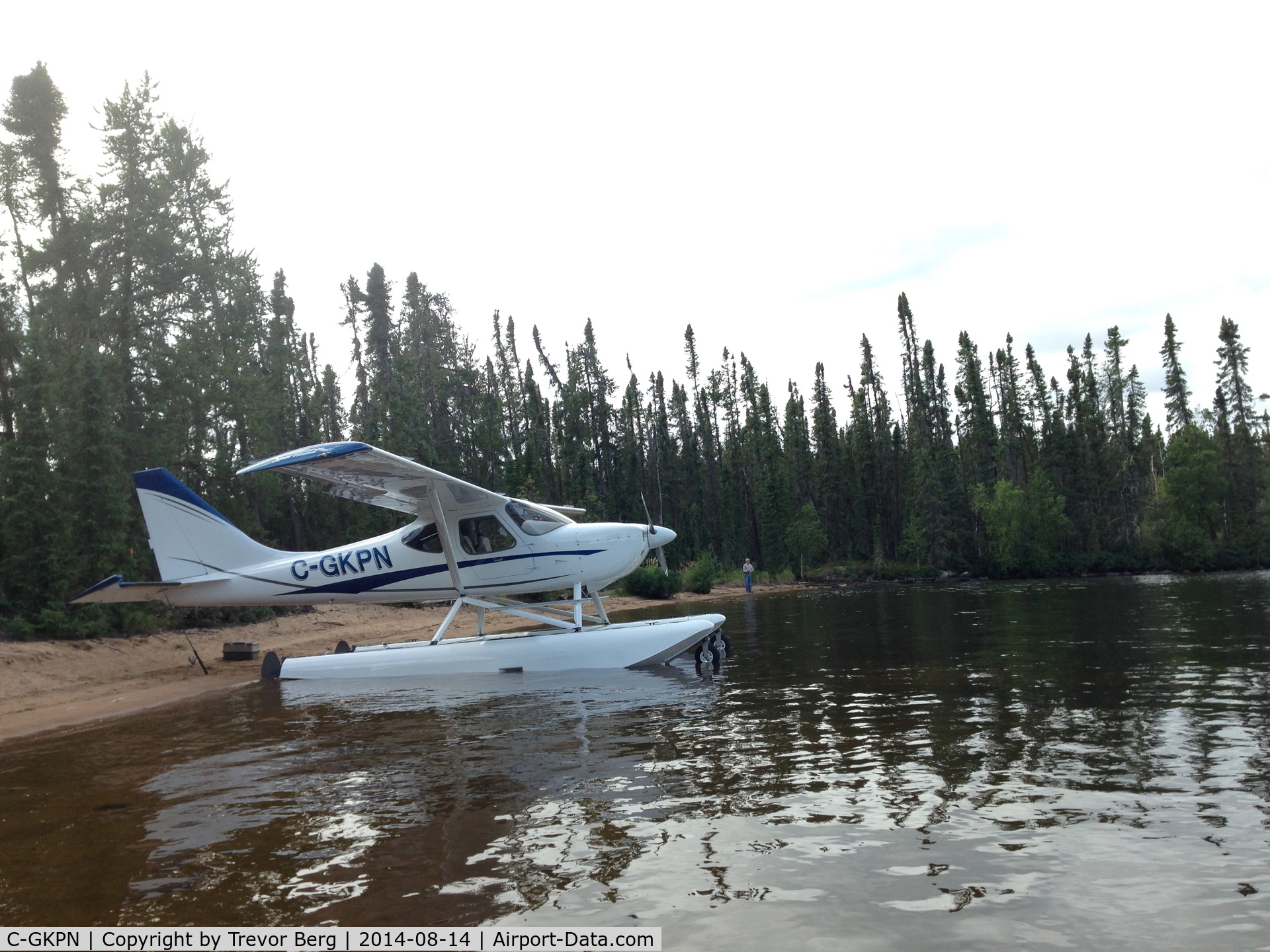 C-GKPN, 2011 Glasair GS-2 Sportsman 2+2 C/N 7165, Float Installation 2014