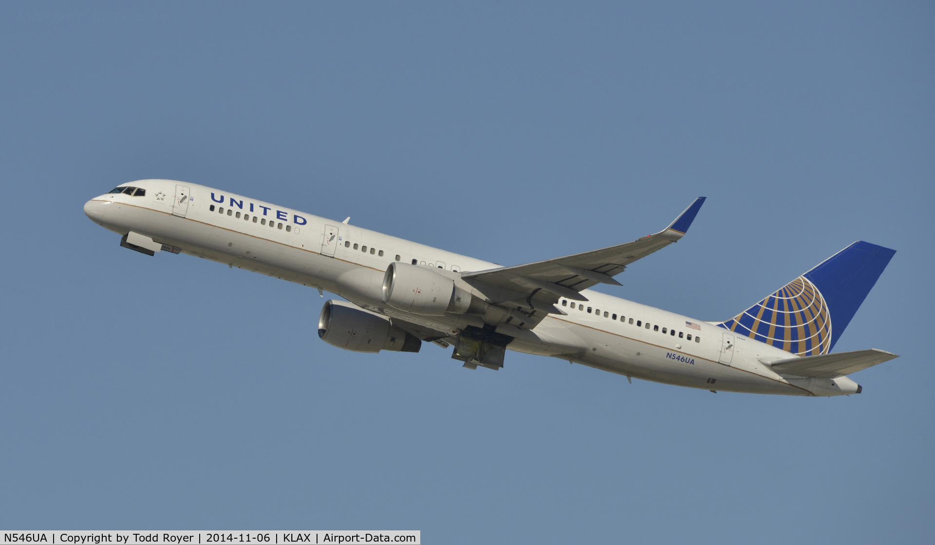 N546UA, 1991 Boeing 757-222 C/N 25367, Departing LAX on 25R