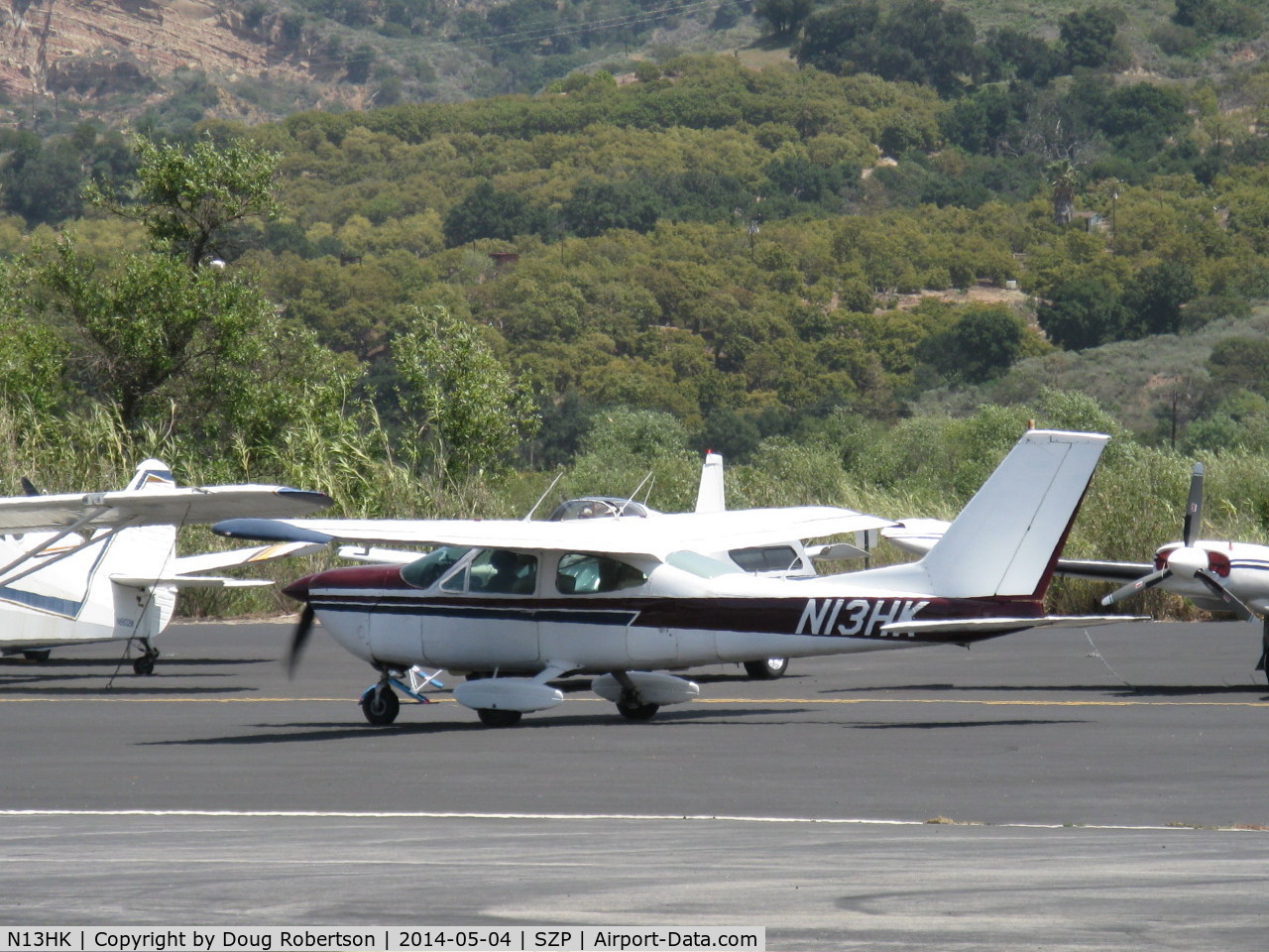 N13HK, 1972 Cessna 177B Cardinal C/N 17701810, 1972 Cessna 177B CARDINAL, Lycoming O&VO-360 180 Hp, taxi to 22