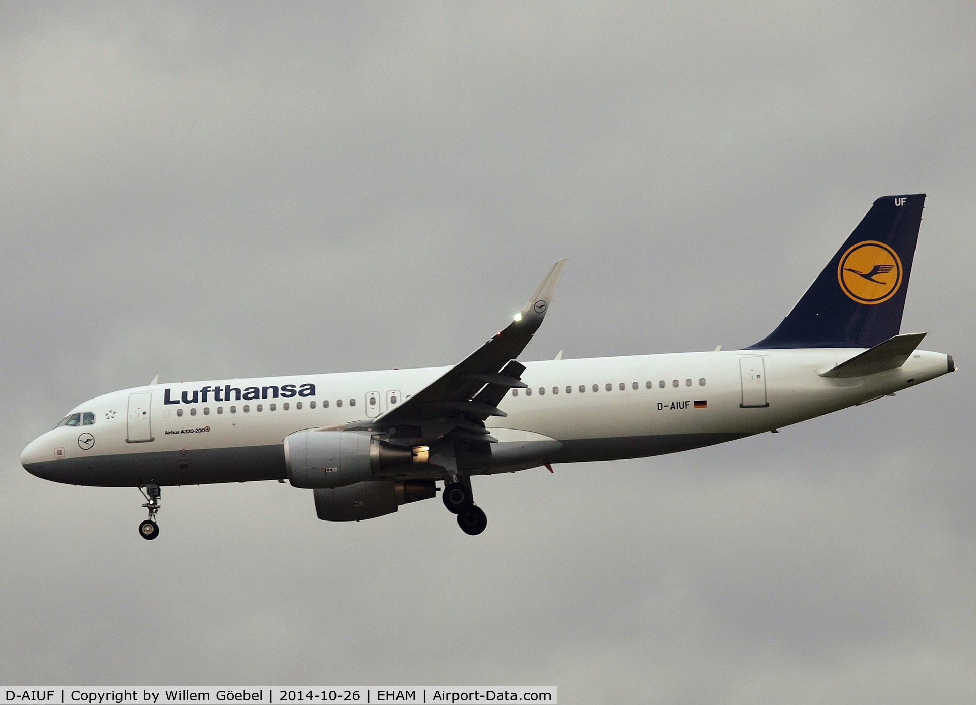 D-AIUF, 2014 Airbus A320-214 C/N 6141, Landing on runway 18C of Amsterdam Airport