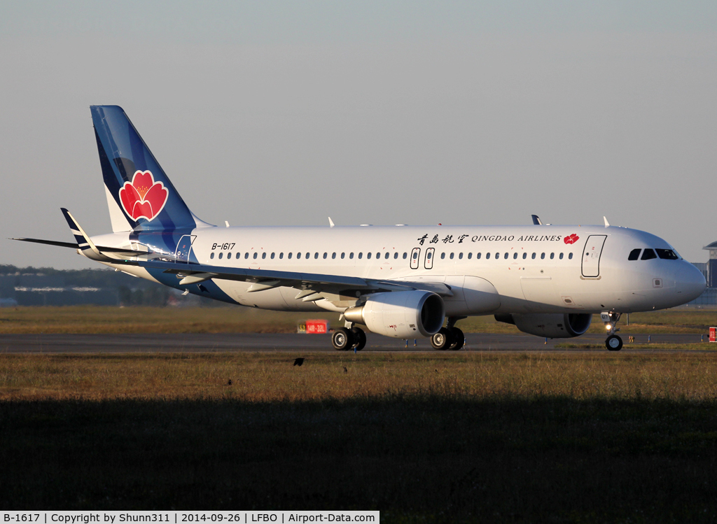 B-1617, 2014 Airbus A320-214 C/N 6259, Delivery day...