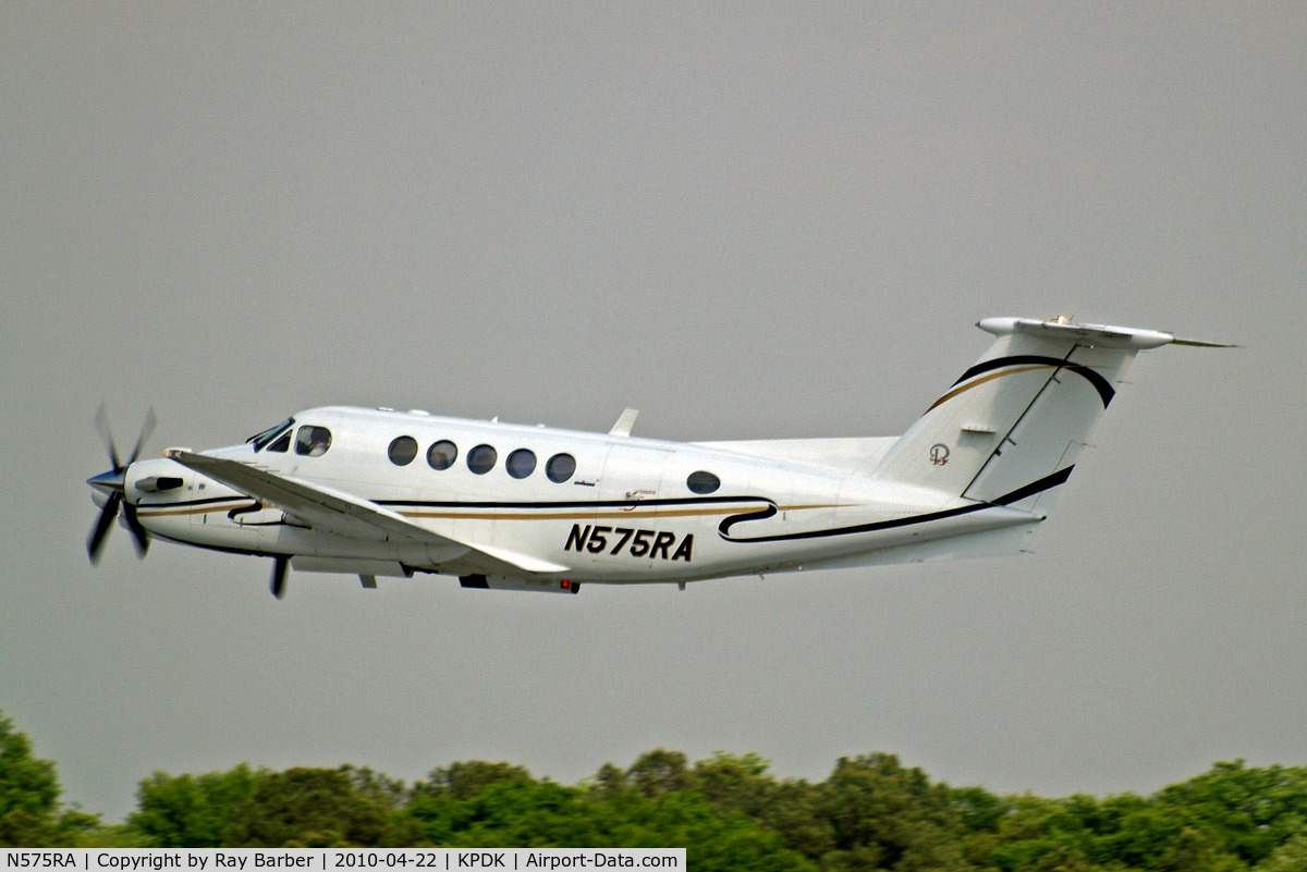 N575RA, 1980 Beech 200 Super King Air C/N BB-575, Beech 200 Super King Air [BB-575] Atlanta-Dekalb Peachtree~N 22/04/2010