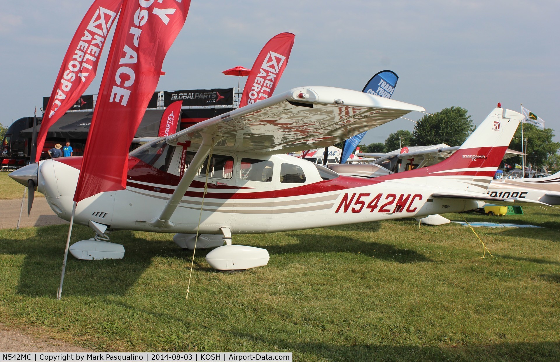 N542MC, 2005 Cessna T206H Turbo Stationair C/N T20608547, Cessna T206H
