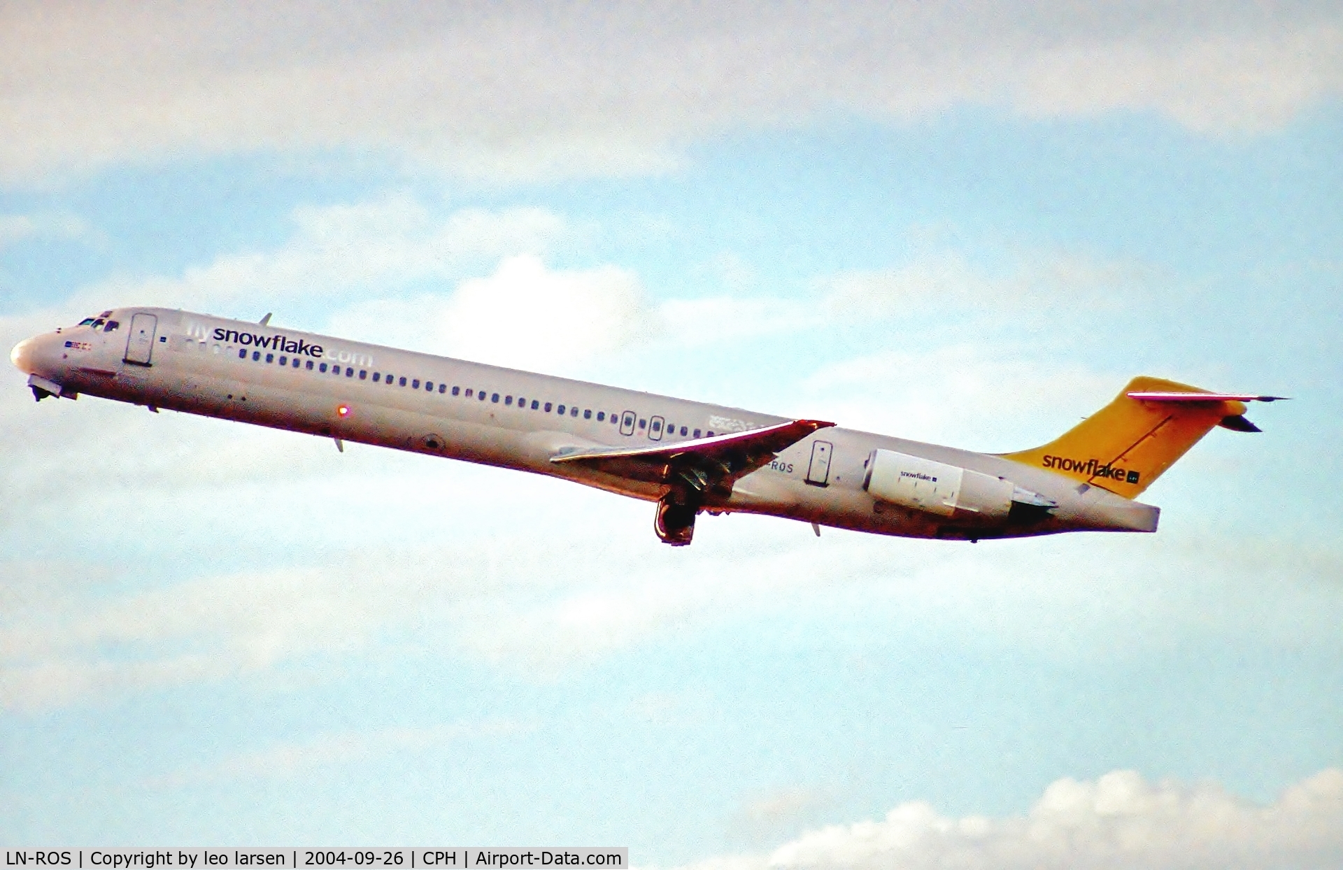LN-ROS, 1986 McDonnell Douglas MD-83 (DC-9-83) C/N 49421, Copenhagen 26.9.04