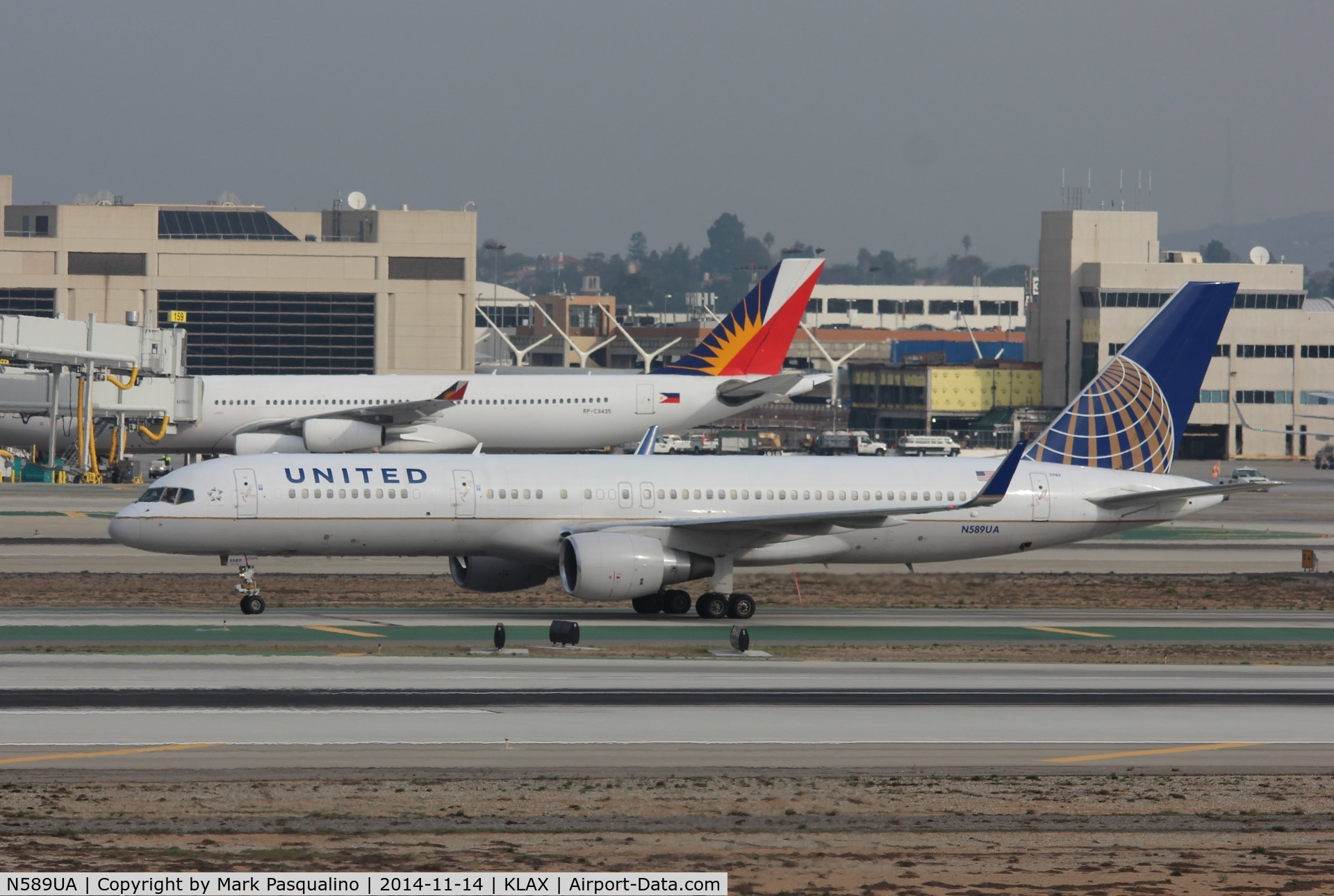 N589UA, 1997 Boeing 757-222 C/N 28707, Boeing 757-200