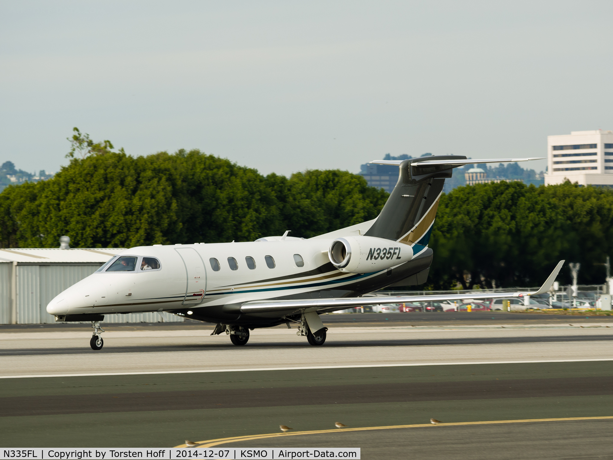 N335FL, 2012 Embraer EMB-505 Phenom 300 C/N 50500115, N335FL departing from RWY 21