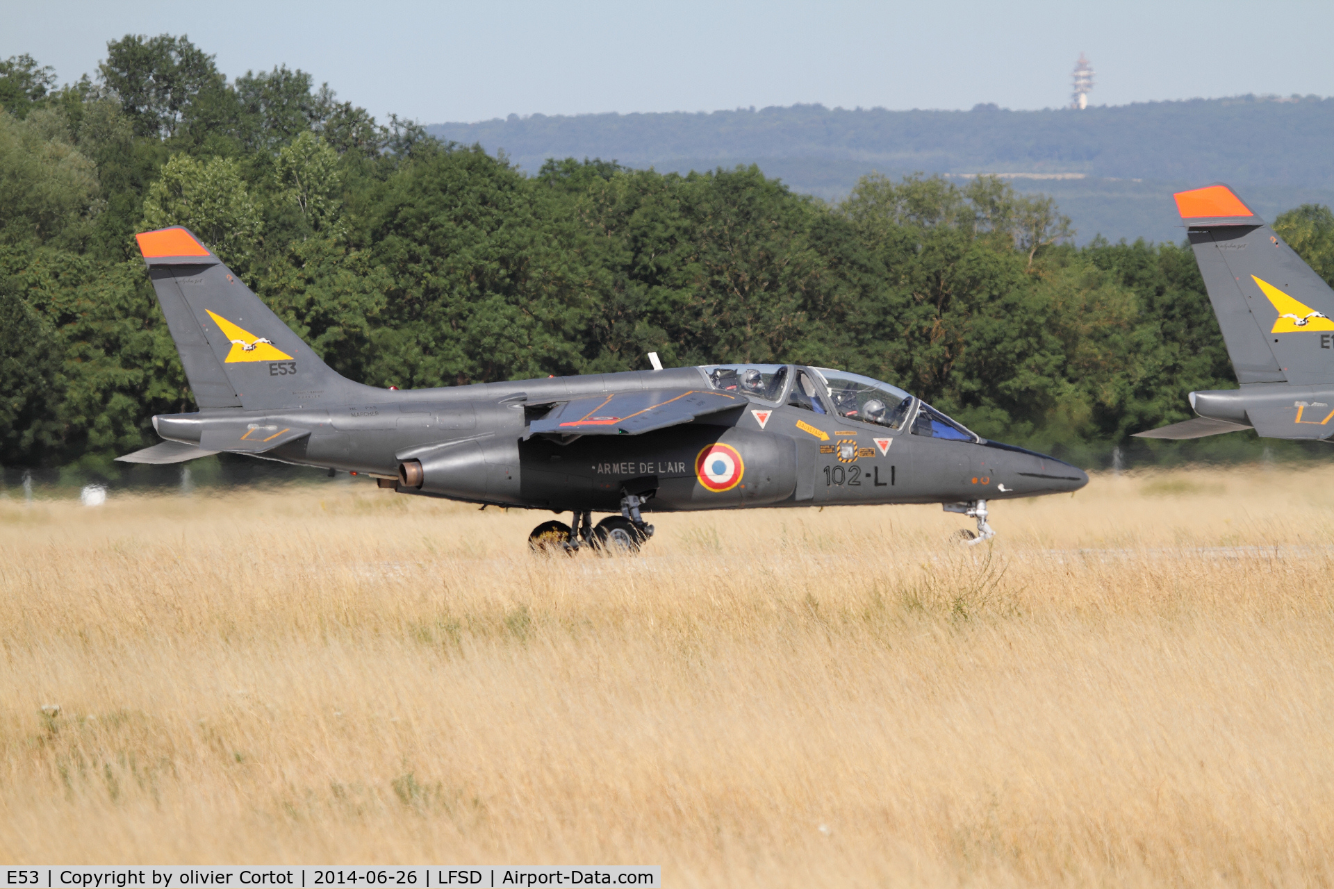 E53, Dassault-Dornier Alpha Jet E C/N E53, waiting for the leader to take off, last day of the alpha-jet in BA102.