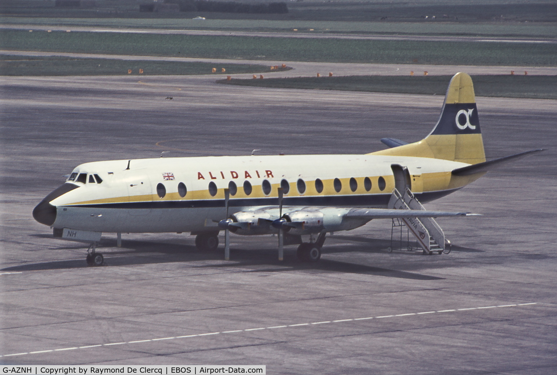 G-AZNH, 1959 Vickers Viscount 814 C/N 342, Ostend Airport in late 70's.