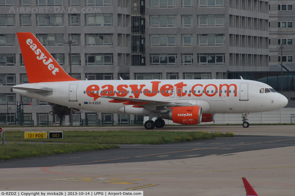 G-EZDZ, 2009 Airbus A319-111 C/N 3774, Taxiing