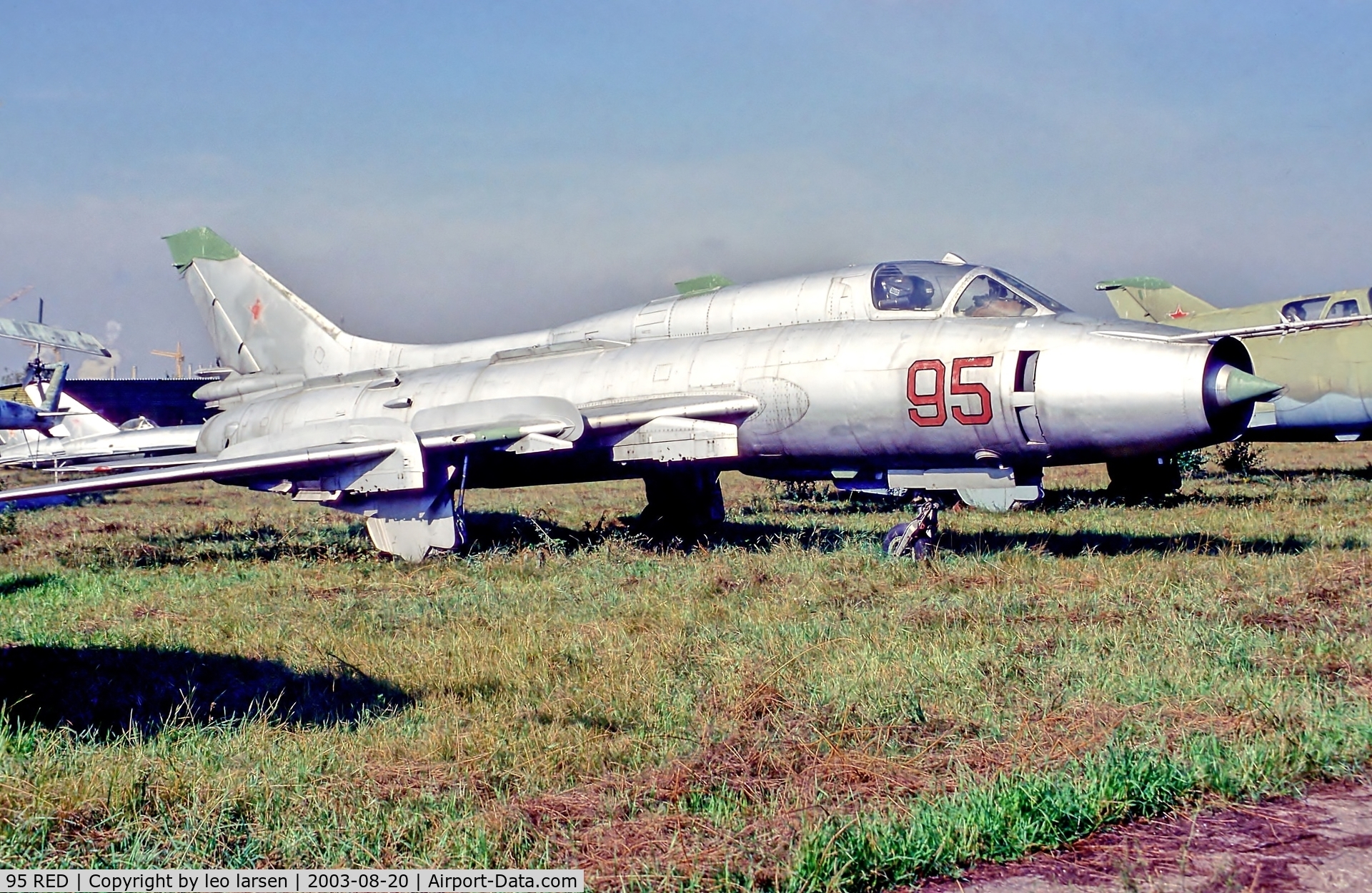 95 RED, 1972 Sukhoi SU-17M-3 C/N 26918, Khodinka Moscow 20.8.03